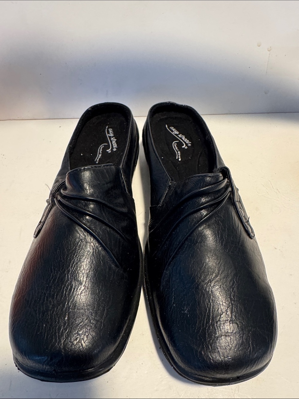 Men's Black Slip-On Casual Loafers